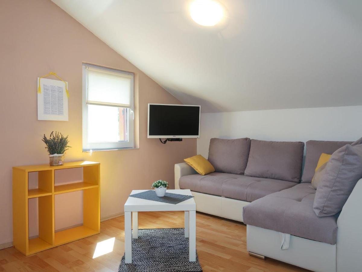 Holiday Home Mikac - Mlk136 By Interhome Dobrinj Eksteriør bilde